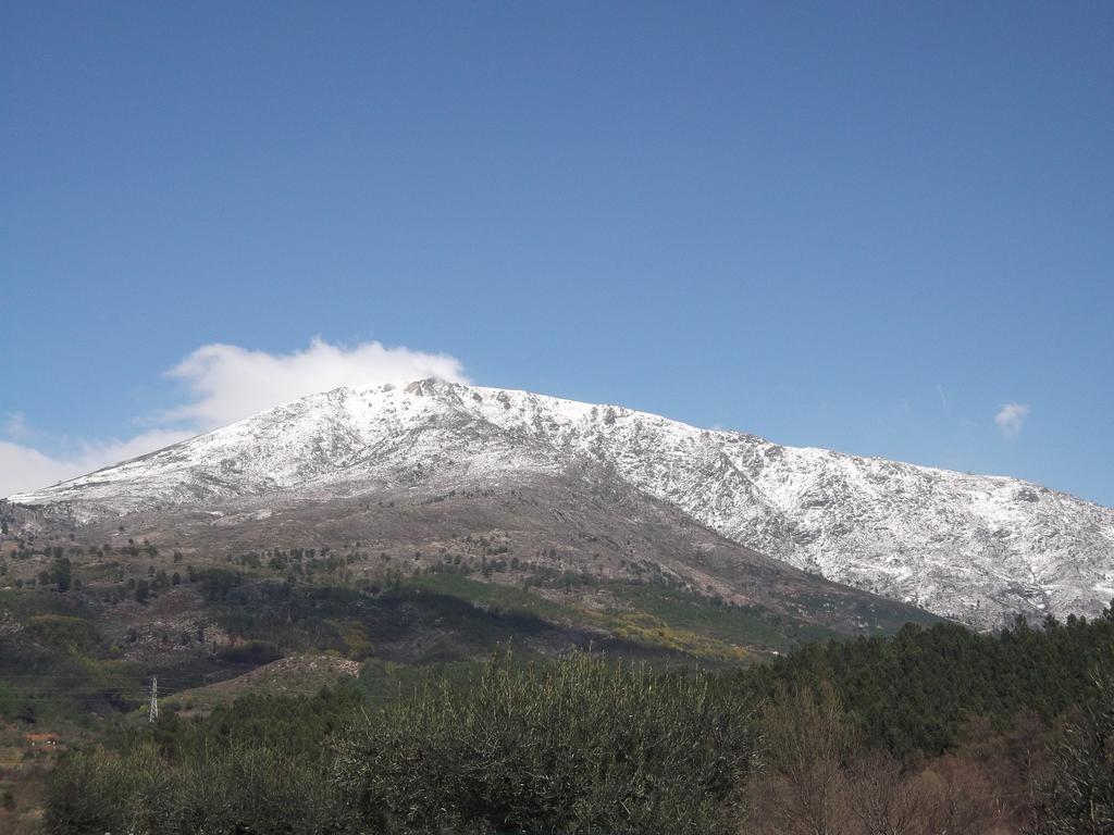 Casa Do Adro - Serra Da Estrela Cortes do Meio Buitenkant foto