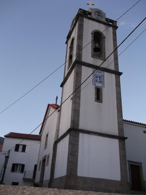 Casa Do Adro - Serra Da Estrela Cortes do Meio Buitenkant foto